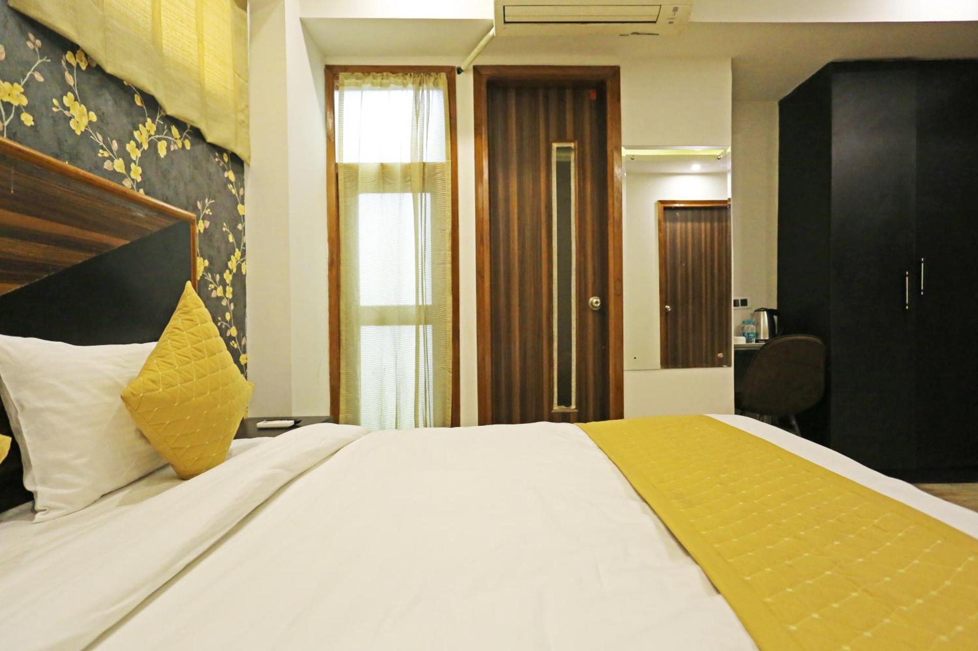 Hotel Linda Suites Near International Airport By La Casa Neu-Delhi Exterior foto